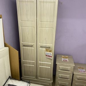 Elise Elm Wardrobe