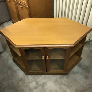 Sutcliffe Trafalgar Corner TV Unit