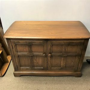 Ercol Entertainment Unit (Ref: 9683)